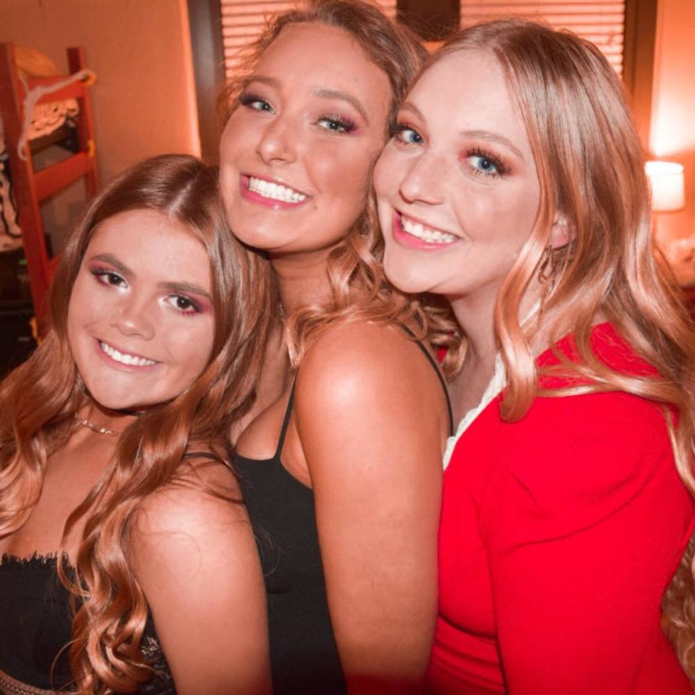 Meet your Posher, Karissa